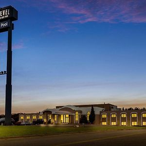 Revel Hotel Minot - Surestay Collection By Best Western